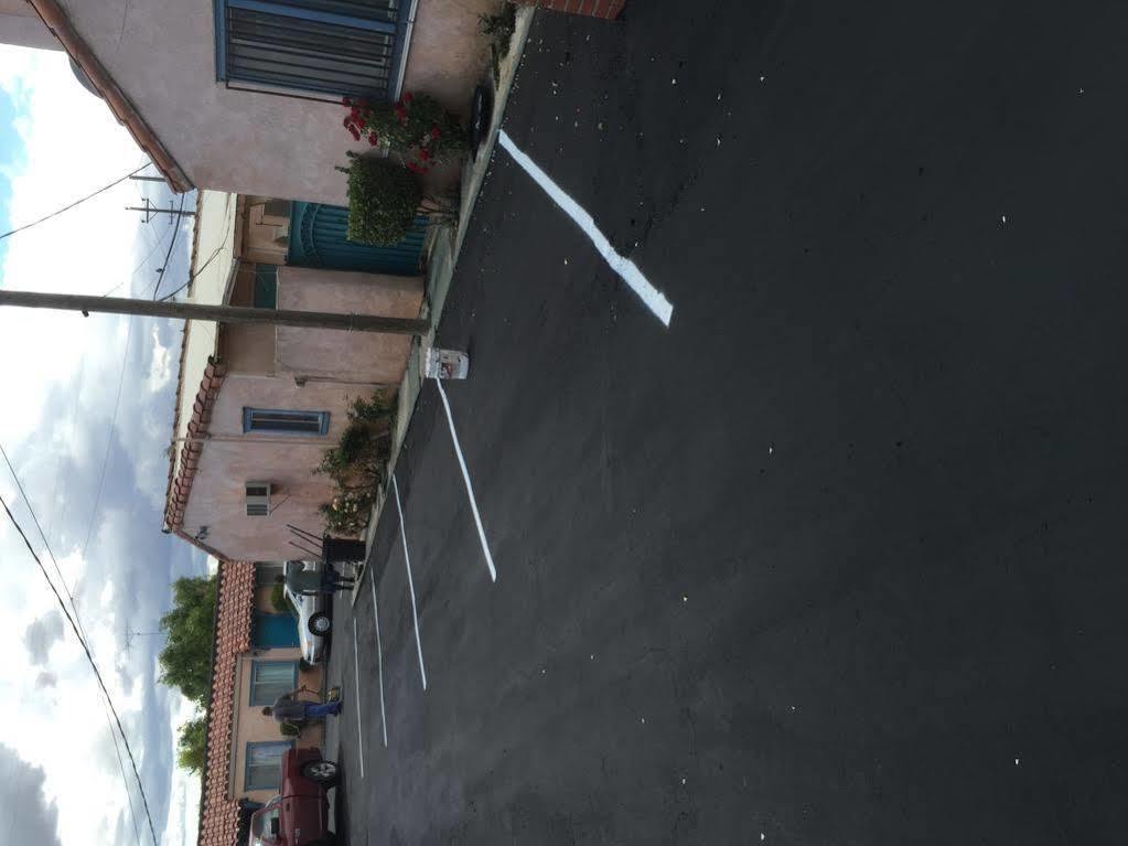 Hamlet Motel Newman Εξωτερικό φωτογραφία
