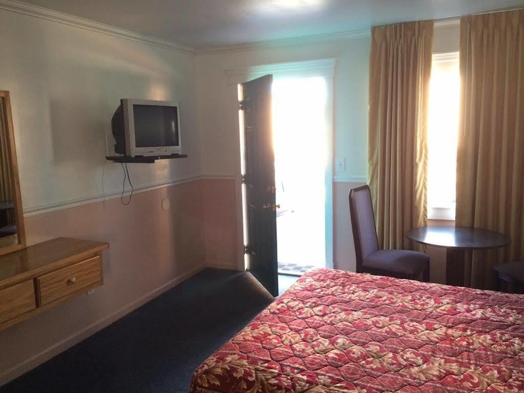 Hamlet Motel Newman Εξωτερικό φωτογραφία